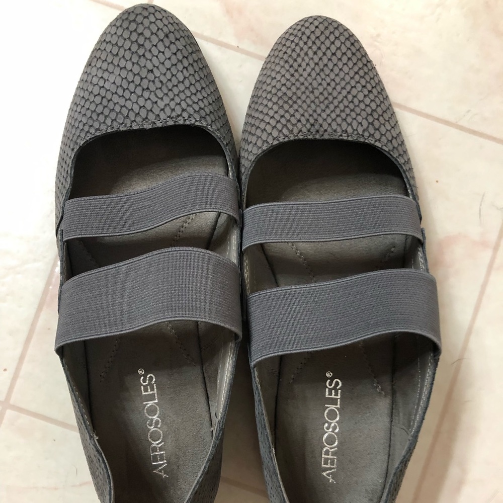 Women’s Aerosoles flat shoe